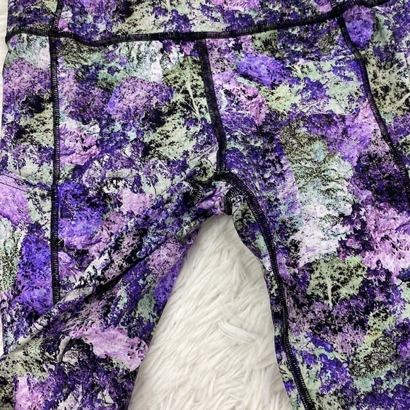 Lululemon Fast & Free Crop II Nulux 19" Vivid Vision Multi Black - Picture 2 of 5